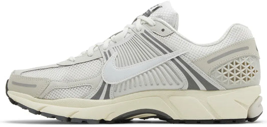 Nike Zoom Vomero 5 "Platinum Tint"
