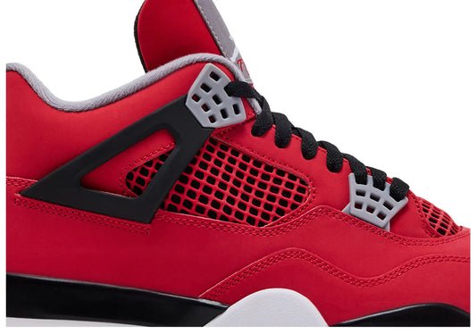 Air Jordan 4 Retro 'Toro Bravo' 2026