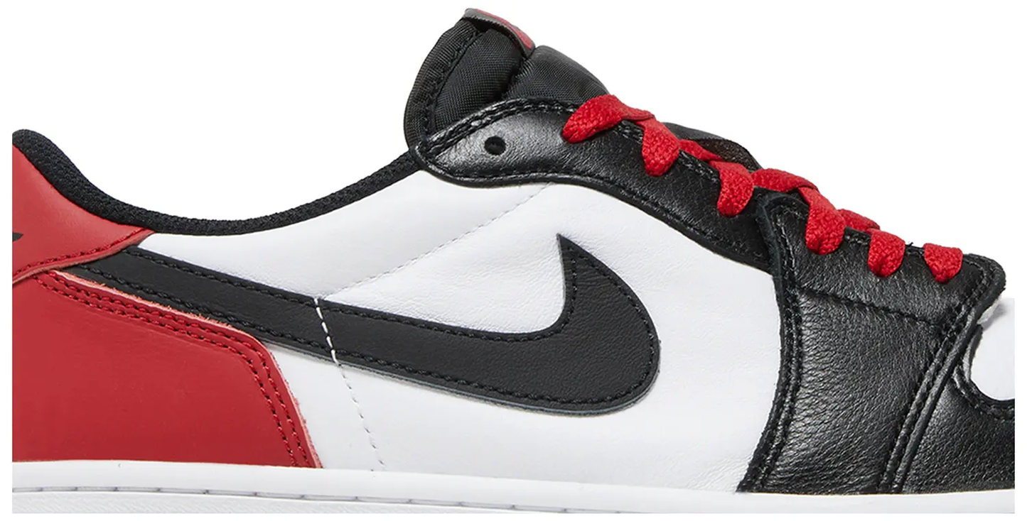 Jordan 1 Retro Low OG "Black Toe"