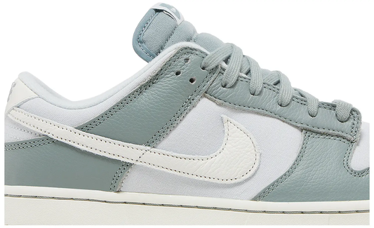 Nike Dunk Low "Mica Green"