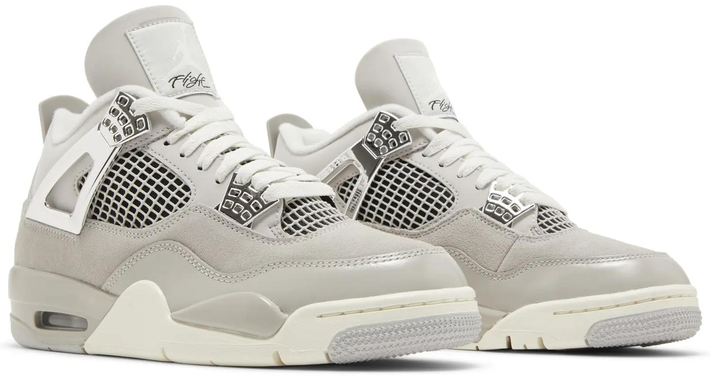 Air Jordan 4 Retro 'Frozen Moments'