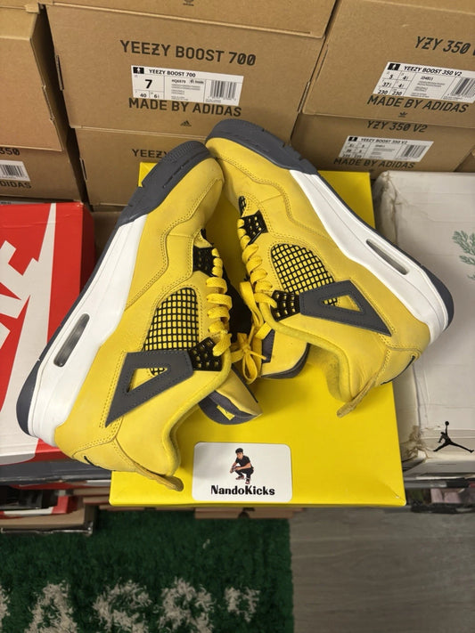 Nike Air Jordan 4 Retro Mid Lightning Size 9.5 CT8527-700 USED