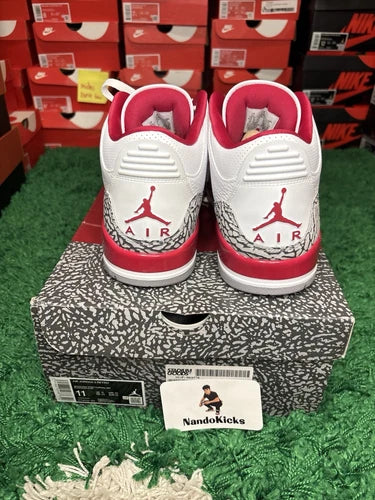 Air Jordan 3 Retro White/Light Curry-Cardinal Red Size 11M USED