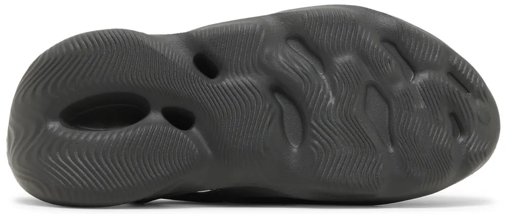 Adidas Yeezy Foam RNR "Carbon"