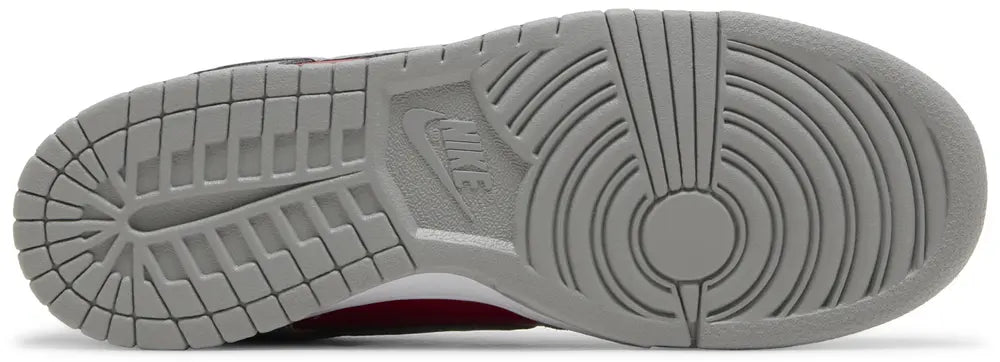 Nike Dunk Low "Ultraman"