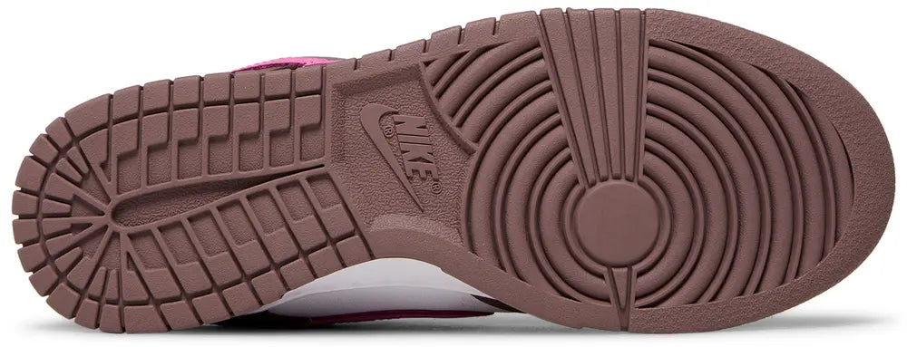 Nike Dunk Low "Smokey Mauve"