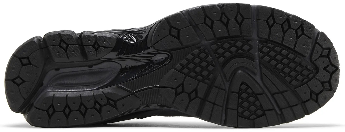 New Balance 2002R 'Black Magnet'