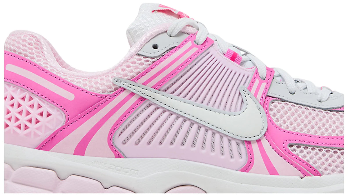 Nike Wmns Air Zoom Vomero 5 'Hyper Pink'
