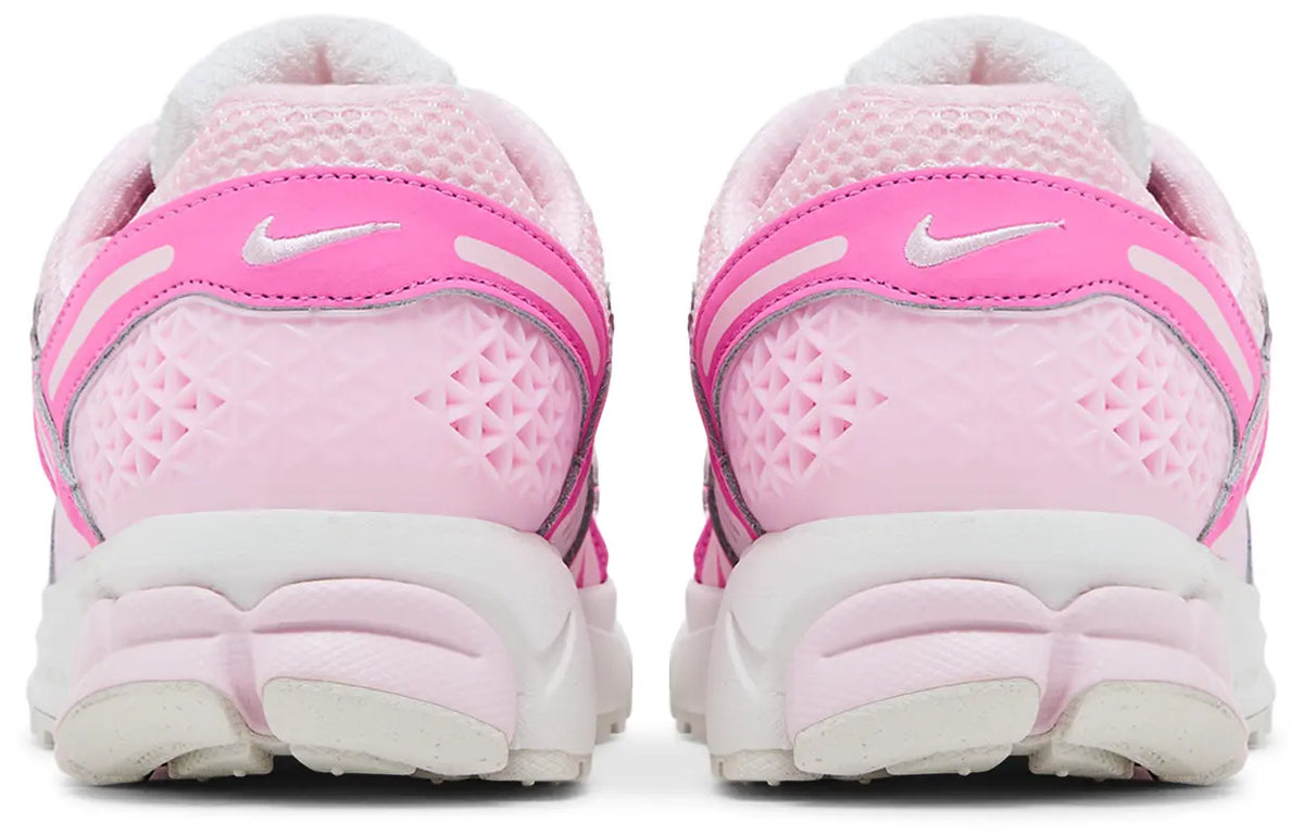 Nike Wmns Air Zoom Vomero 5 'Hyper Pink'