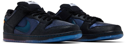 Nike SB Dunk x Bluetile  'Black Marina White'