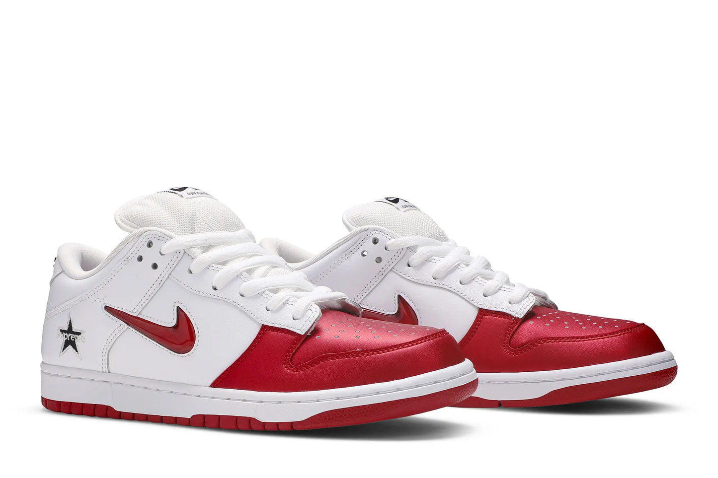 Supreme x Nike Dunk SB Low 'Varsity Red'