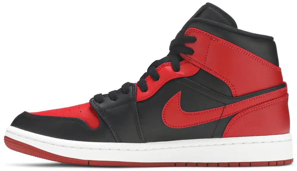 Nike Air Jordan 1 Mid 'Banned'