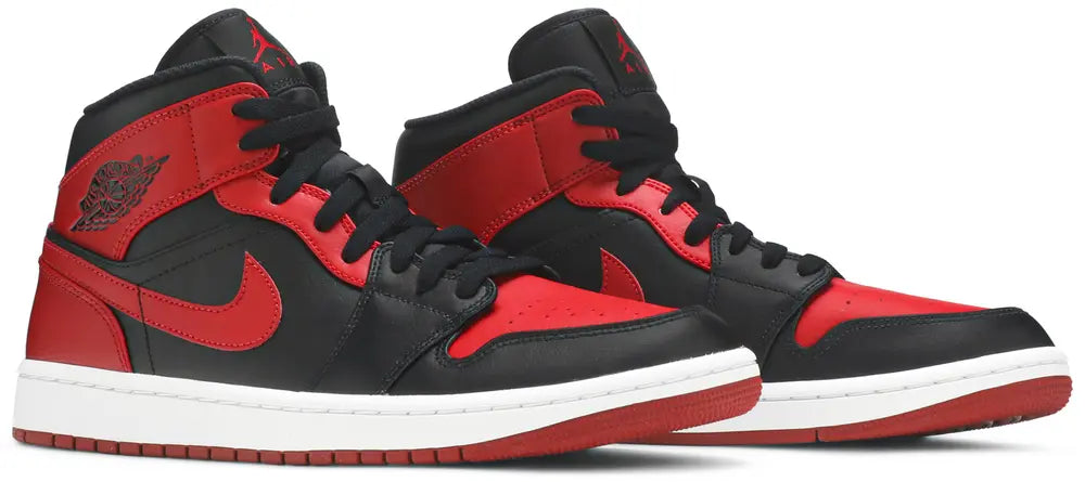 Nike Air Jordan 1 Mid 'Banned'