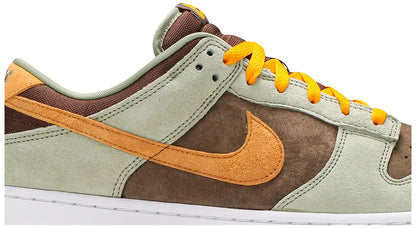 Nike Dunk Low "Dusty Olive"