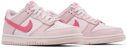 Nike Dunk Low "Triple Pink"