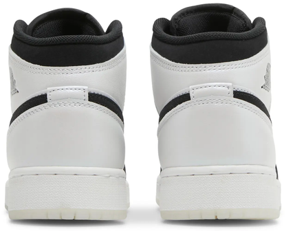 Jordan 1 Mid GS "Diamond Short"