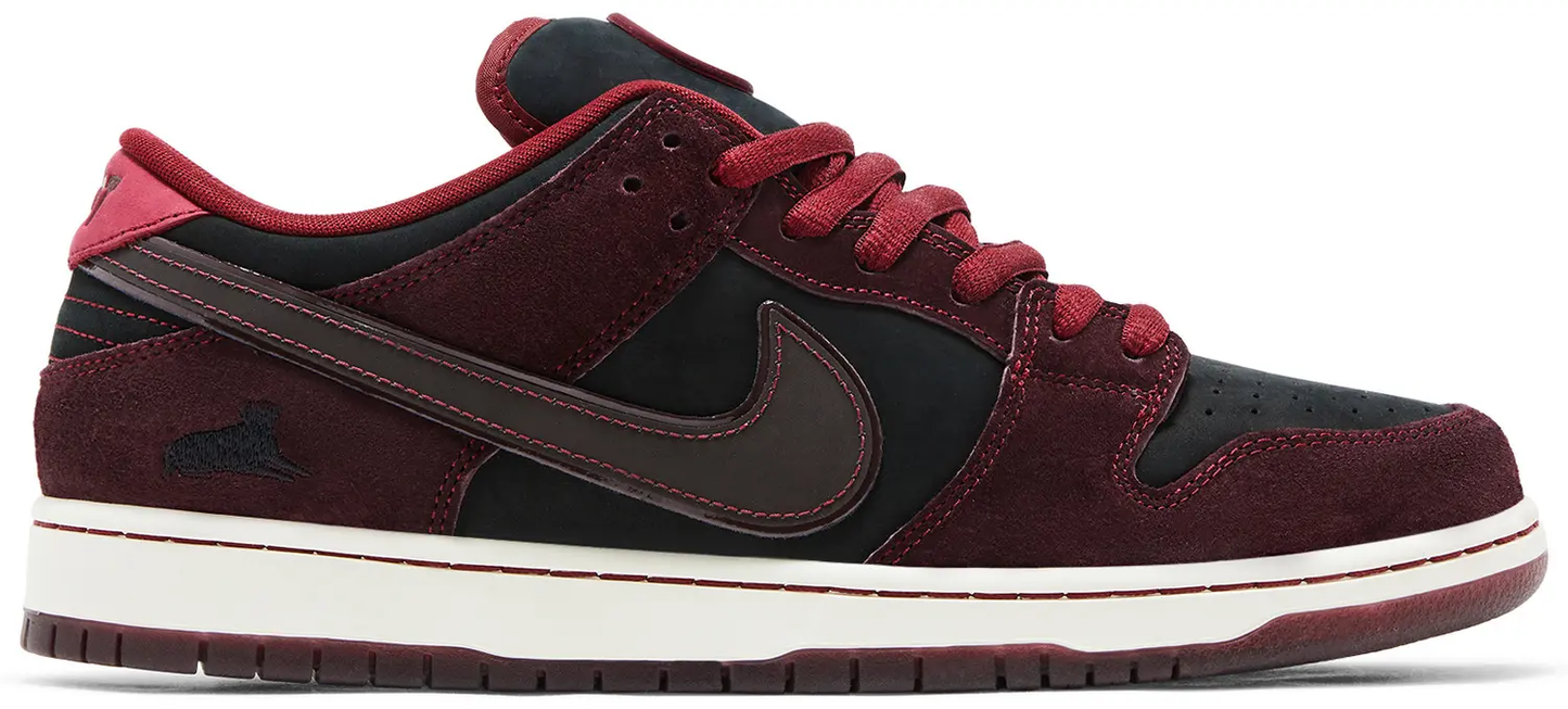Nike Dunk Low Pro RIOT Skateshop x SB QS 'Mahogany Dark Beetroot'