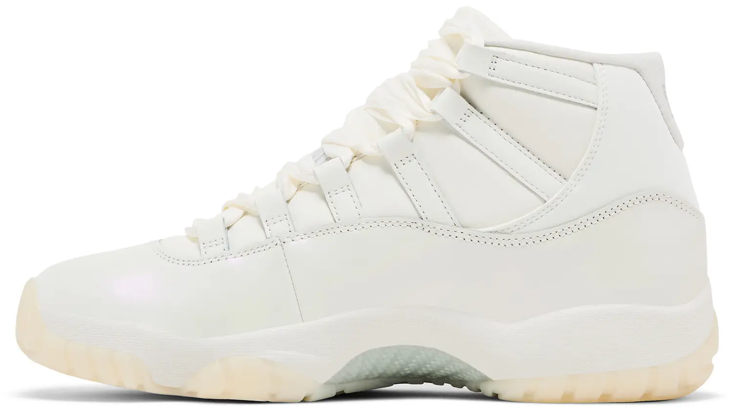 Wmns Air Jordan 11 Retro 'Pearl / Grand Finale'