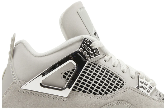 Air Jordan 4 Retro 'Frozen Moments'
