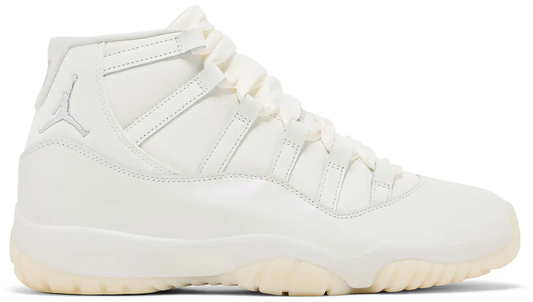 Wmns Air Jordan 11 Retro 'Pearl / Grand Finale'