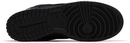 Supreme x Nike Dunk Low SB 'Black'