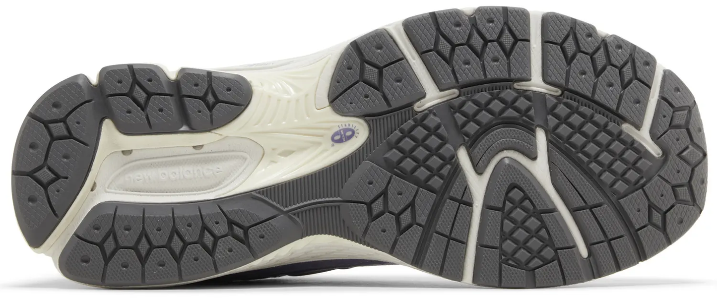 New Balance 2002R Big Kid 'Astral Purple'