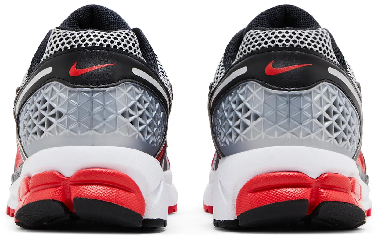 Nike Men's Air Zoom Vomero 5 'Metallic Silver University Red'