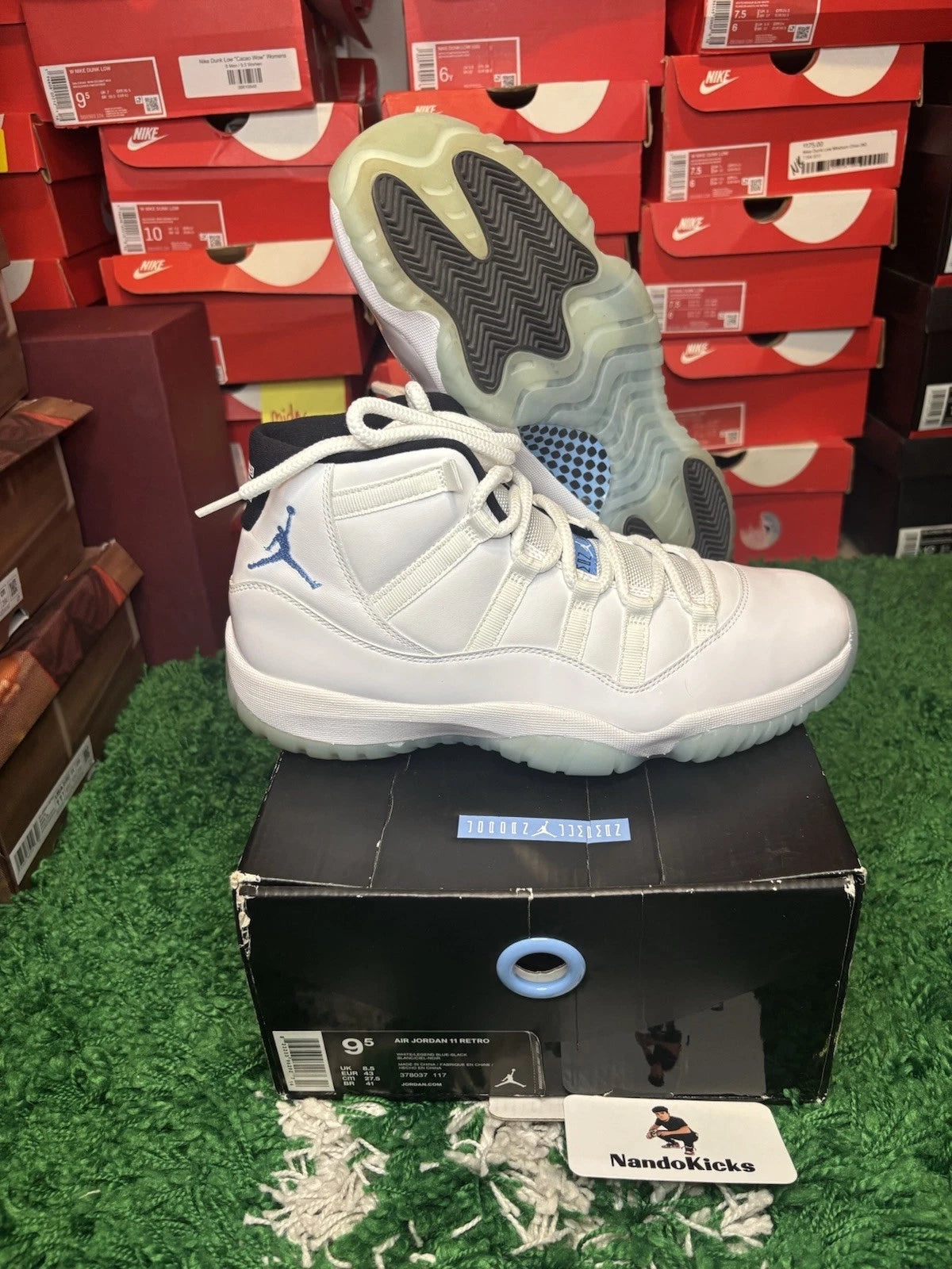 Air Jordan 11 Retro Legend Blue 2014 Size 9.5 USED