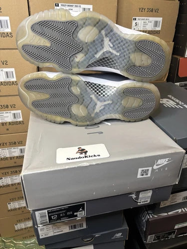 Air Jordan 11 Retro 2021 Cool Grey Size 12M USED