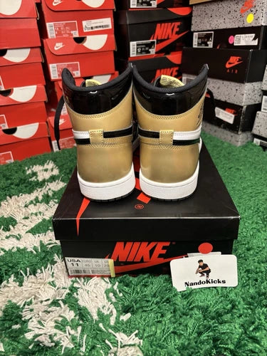 AIR JORDAN 1 Size 11M Retro High OG NRG Gold Toe USED