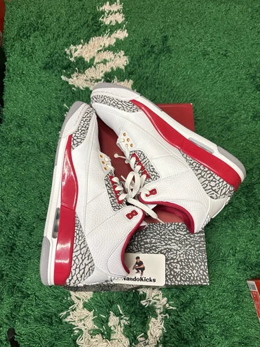 Air Jordan 3 Retro White/Light Curry-Cardinal Red Size 11M USED