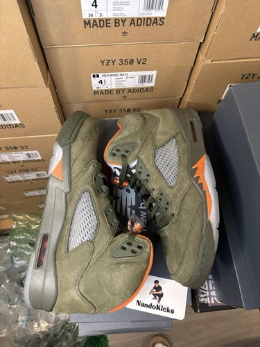 Air Jordan 5 Retro 2024 Olive size 8.5M USED