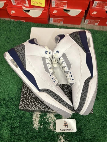 Air Jordan Retro 3 Midnight Navy Size 2023 Size 13 USED