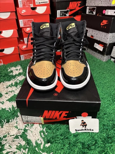 AIR JORDAN 1 Size 11M Retro High OG NRG Gold Toe USED