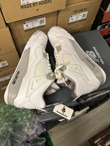 Air Jordan 4 Retro 'White Oreo' Men's Size 13M USED