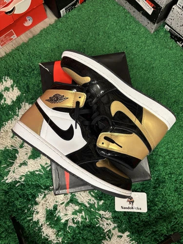 AIR JORDAN 1 Size 11M Retro High OG NRG Gold Toe USED