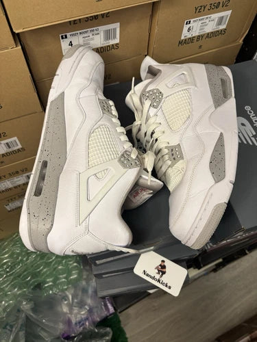 Air Jordan 4 Retro 'White Oreo' Men's Size 13M USED