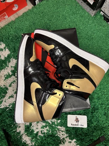 AIR JORDAN 1 Size 11M Retro High OG NRG Gold Toe USED