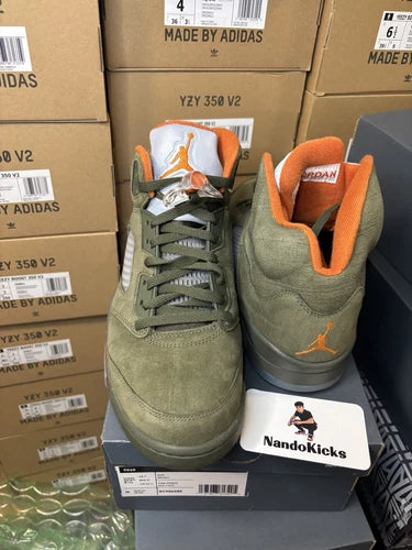 Air Jordan 5 Retro 2024 Olive size 8.5M USED