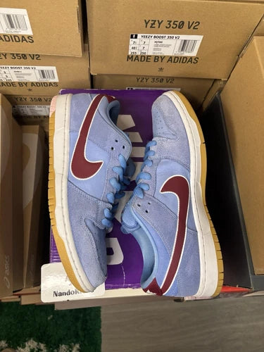 Nike SB Dunk Low Philadelphia Phillies DQ4040-400 Size 8.5M USED