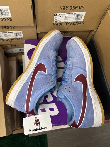 Nike SB Dunk Low Philadelphia Phillies DQ4040-400 Size 8.5M USED